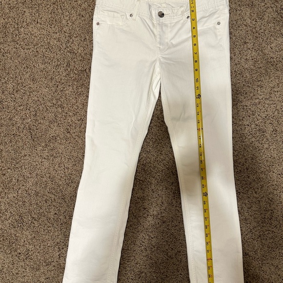Express white cropped skinny Stella low rise jean - Picture 11 of 12